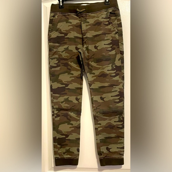 NWOT Abercrombie Kids Cargo Jogger Size 15/16 - Picture 3 of 13